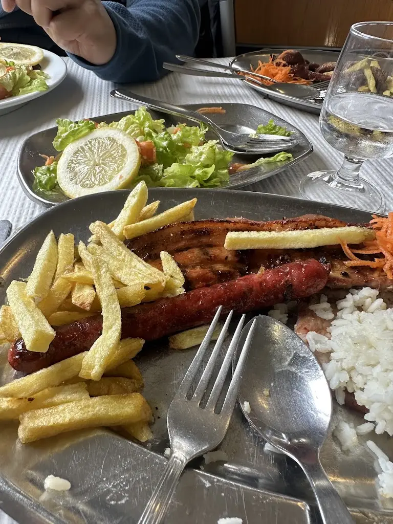 Churrasqueira Escadinhas_Viana do Alentejo_slider_image_3