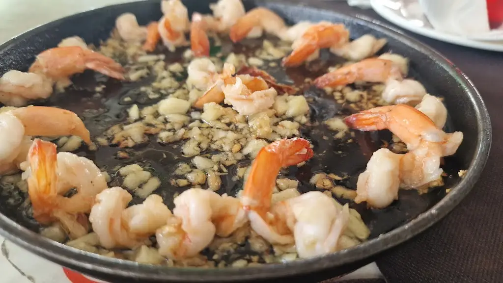 K P (Konrad)_Restauração_Vila Viçosa_reseña