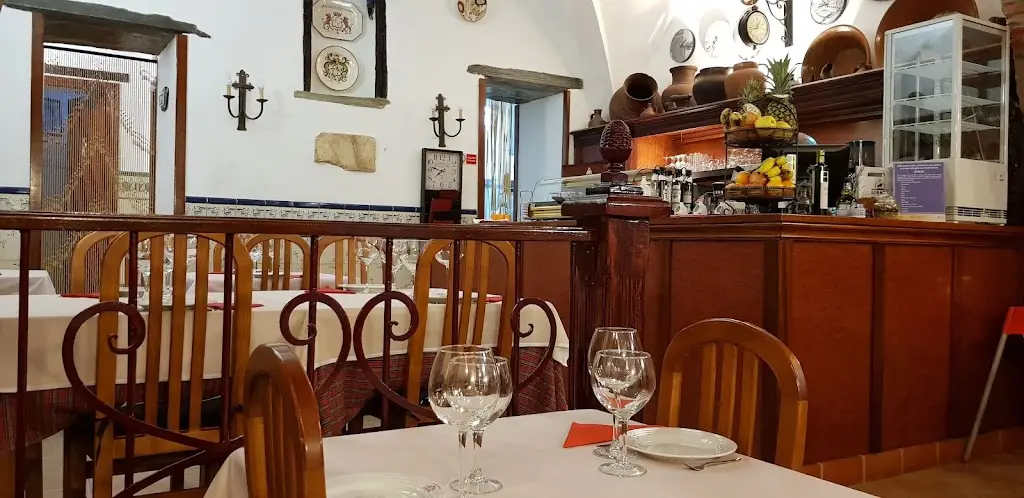 Taverna dos Conjurados_Vila Viçosa_slider_image_1