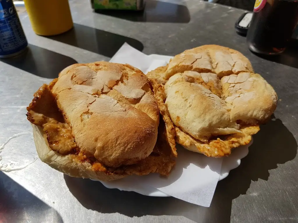 Duarte Mendes_Casa Boavista - O das Bifanas_Vendas Novas_reseña