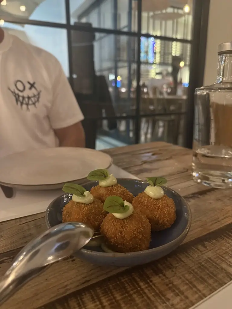 Natasha Candeias_Howard's Folly_Estremoz_recensione