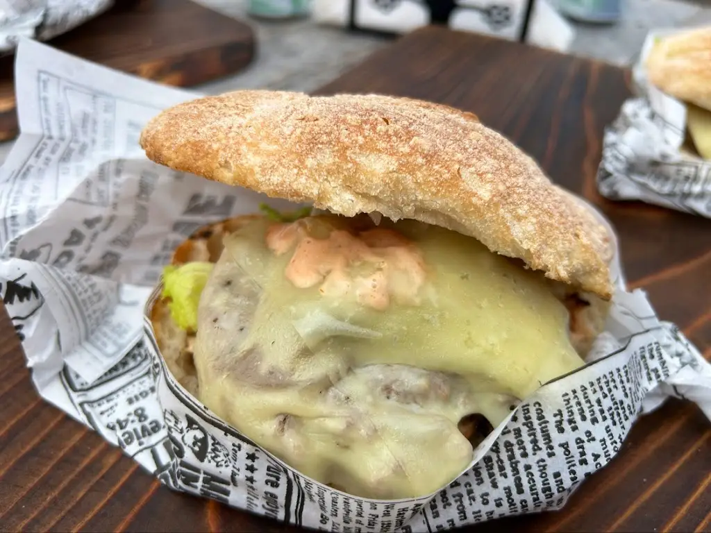 Carlos_A Pimentinha Bar & Petiscos_Santa Cruz das Flores_recensione