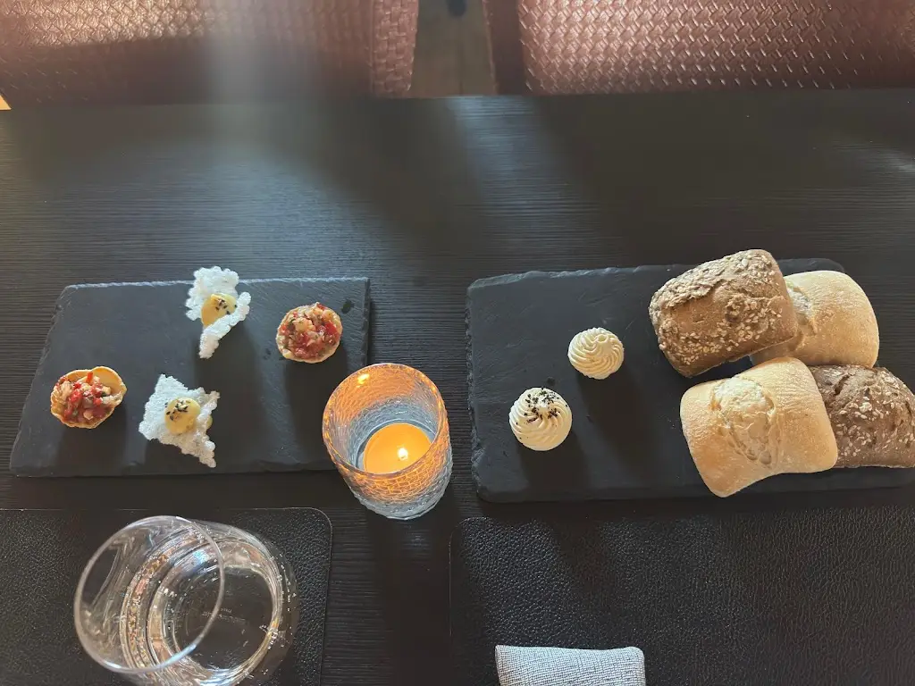 Gustavo Lourenco_Windmill_Albufeira_reseña