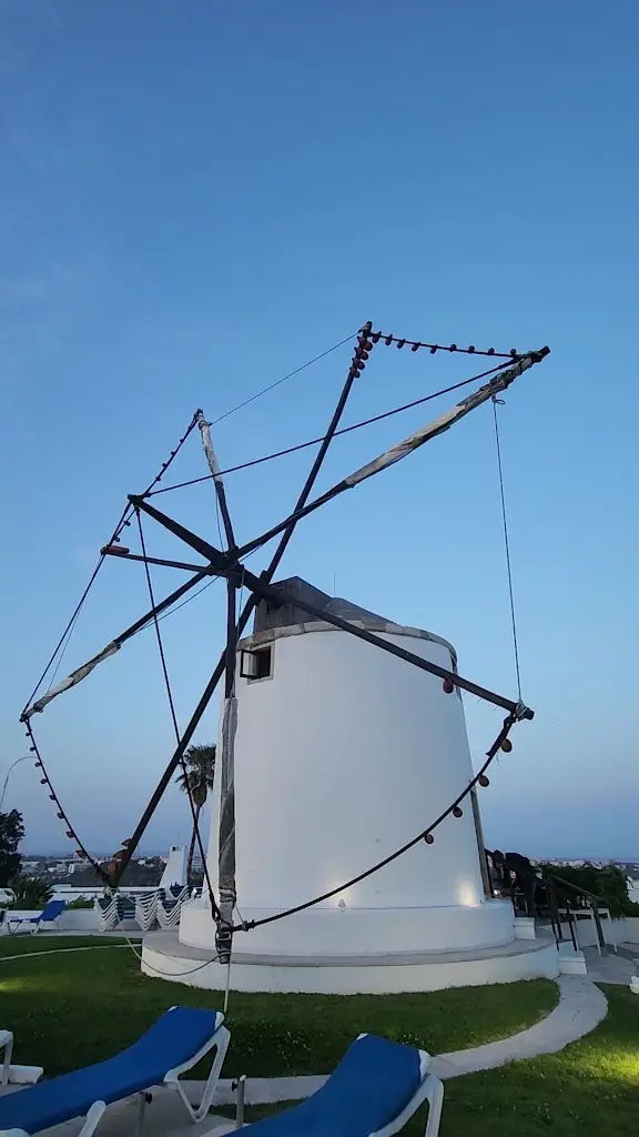Windmill_Albufeira_slider_image_2