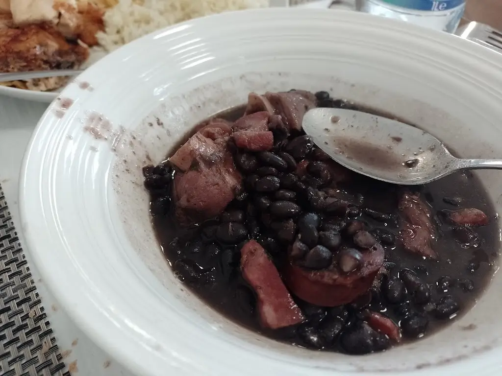 Grelha da Malu_Tábua_slider_image_2