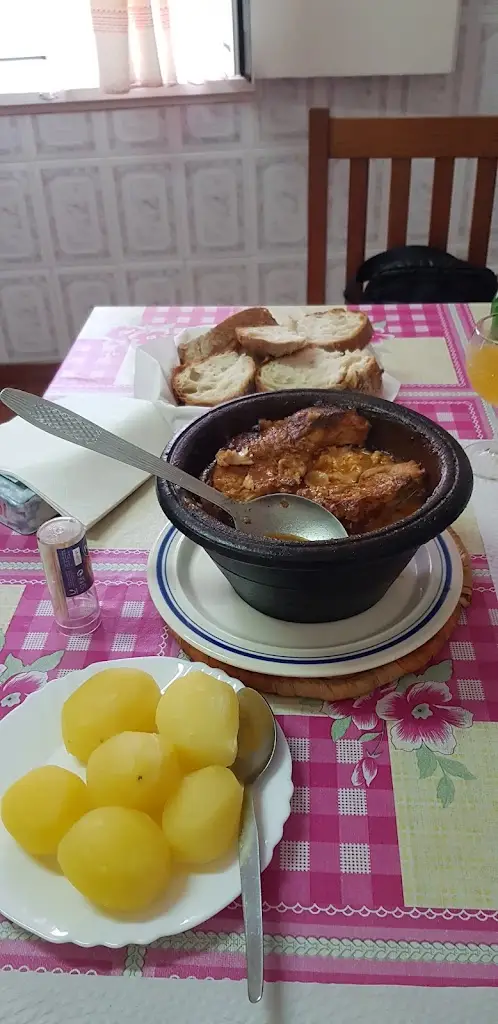 Nina Sik_Restaurante Preguiça_Porto Judeu_recensione