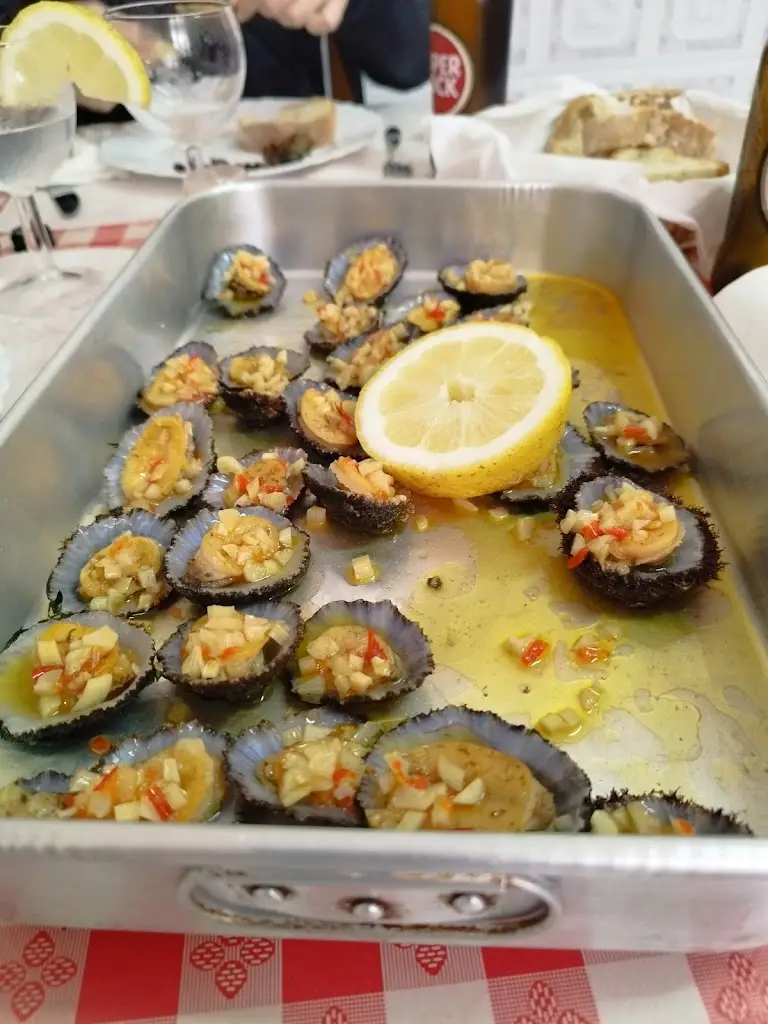 Restaurante Preguiça_Porto Judeu_slider_image_2