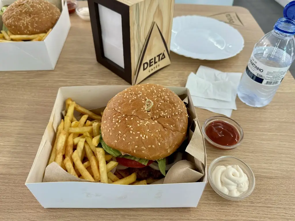 Mare Cheia Snack bar e Cafe_Porto Judeu_slider_image_2