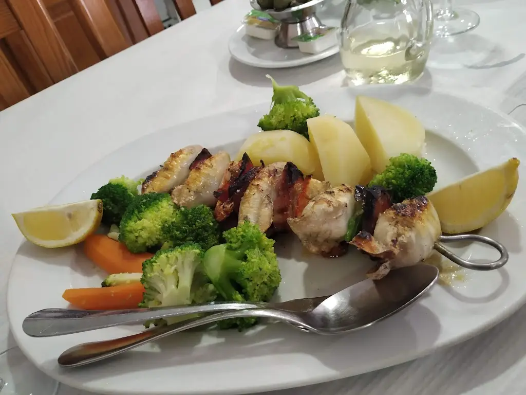 Menü_Casa de Pasto A Cisterna_Alcantarilha_Bild_7