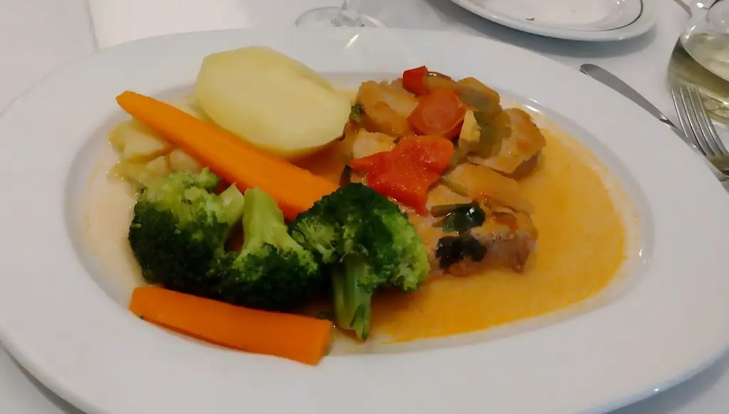 Menü_Casa de Pasto A Cisterna_Alcantarilha_Bild_8