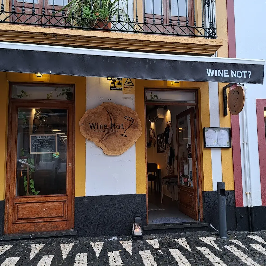 Wine Not? ristorante a Porto Judeu