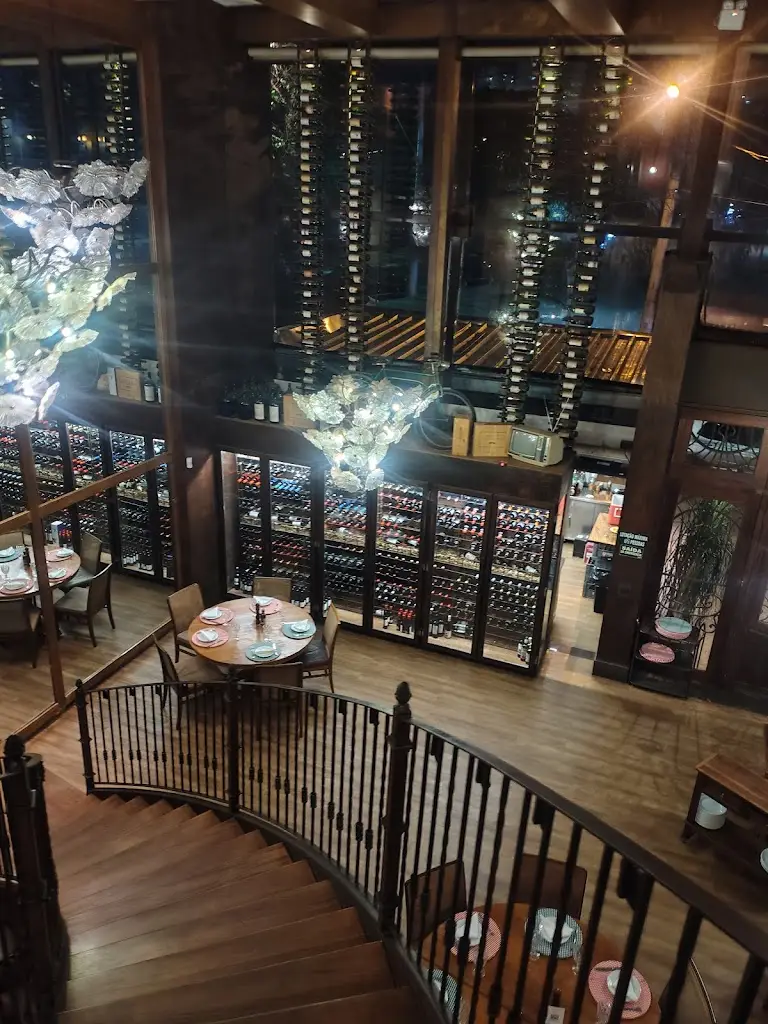 The Sea Wolf_Alcantarilha_slider_image_3