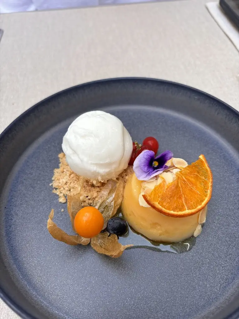 Linh Do_Restaurante Tasca'lado_Alcantarilha_recensione