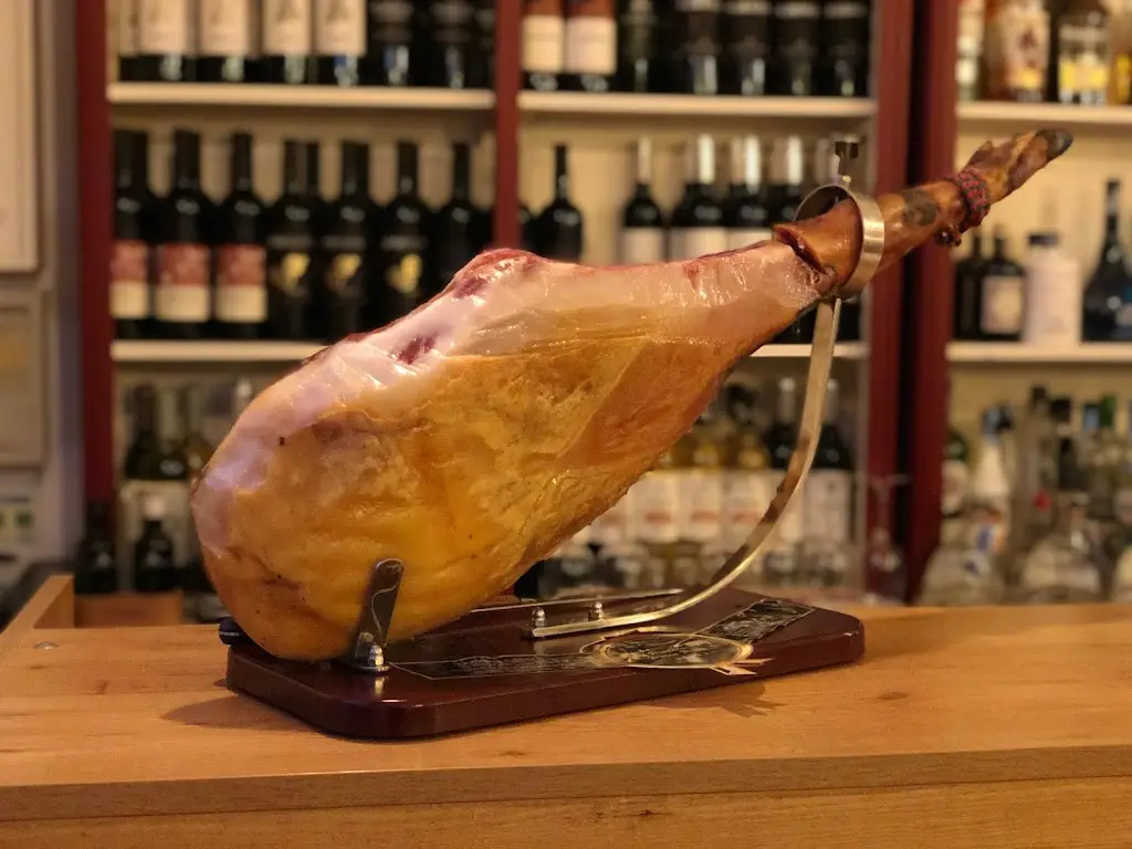 Chafarica Tapas & Wine Bar ristorante a Reguengos de Monsaraz