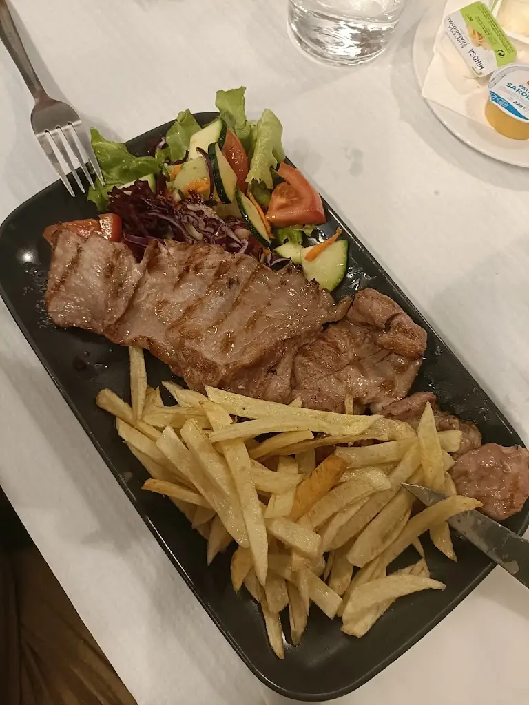 Menu_Petiskos Kafé_Reguengos de Monsaraz_immagine_6