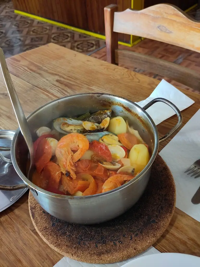 Menu_Restaurante O Chico_Mosteiros_immagine_7