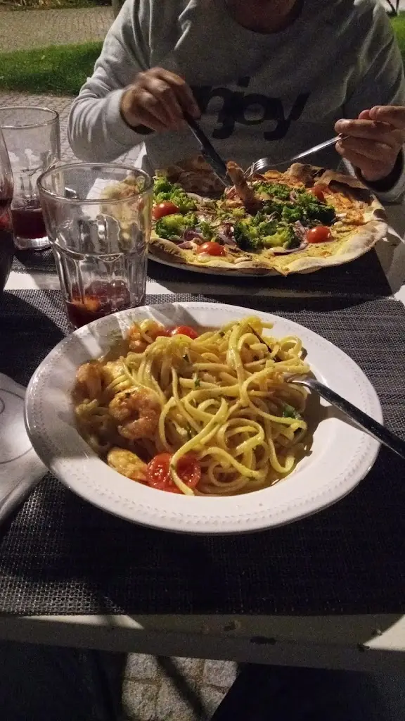 Menu_Pizza no Mercado_Montemor-o-Novo_immagine_1