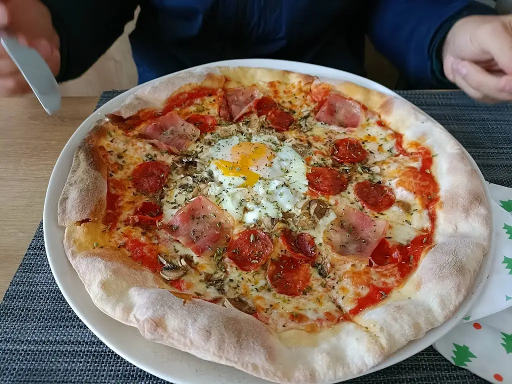 Tânia Sousa_Pizza no Mercado_Montemor-o-Novo_recensione
