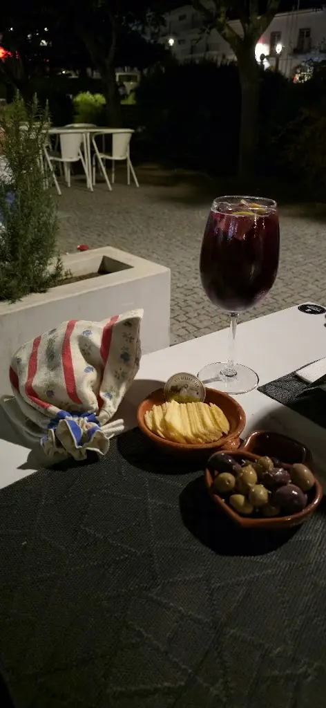 Hugo Ferreira_Taberna do Mercado_Montemor-o-Novo_recensione