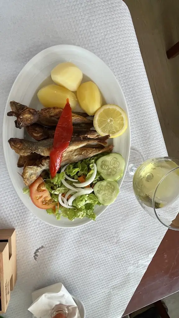 Weronika Paluszek_Restaurante Gazcidla_Mosteiros_recensione