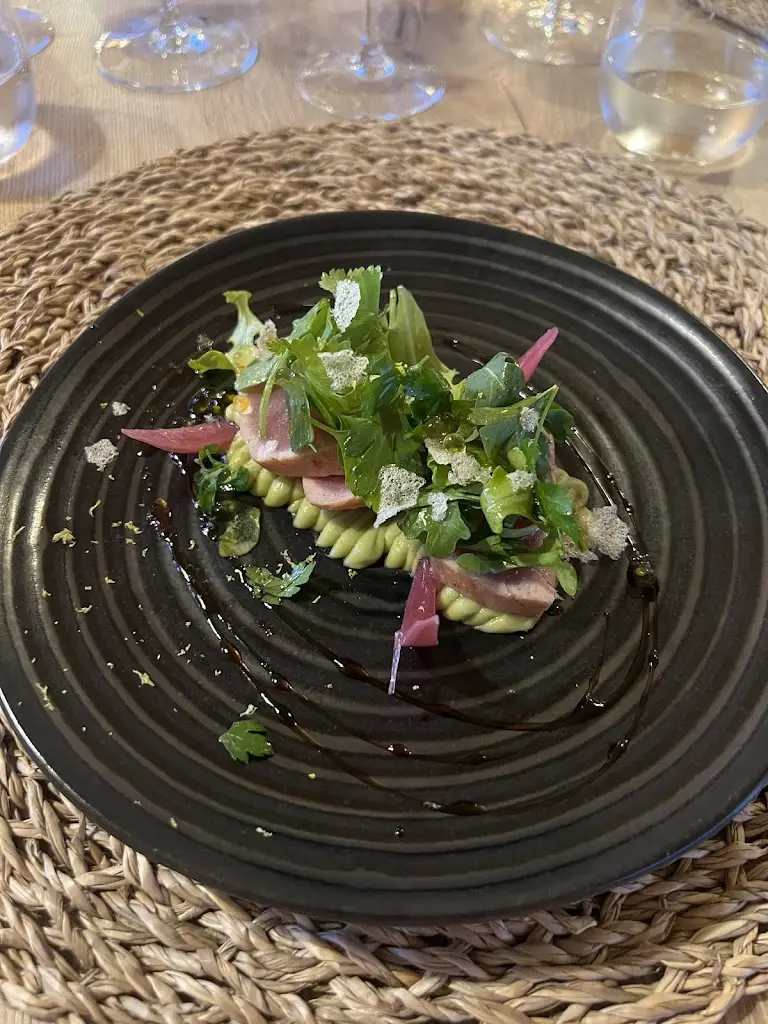 Tonya Lee_L'Alma_Almancil_recensione