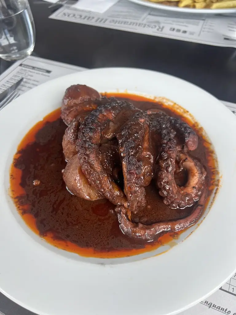 Charlie Hofmann_Restaurante 3 arcos_Mosteiros_recensione