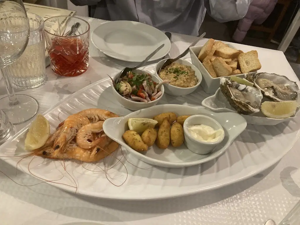 Krista Pedersen_Borges_Almancil_recensione