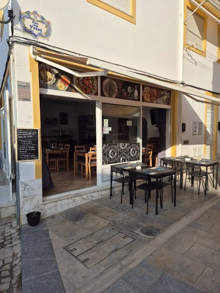 Restaurante Lopes Tapas & Wine ristorante a Armação de Pêra