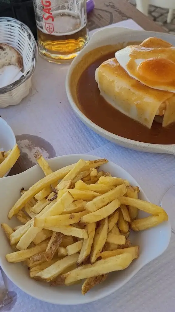 Tapas & Petiscos 20age_Ferreiras_slider_image_2