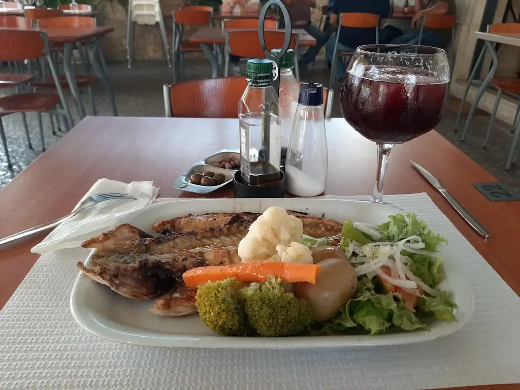 Tatiana Novakova_O Belo Sol_Estói_reseña