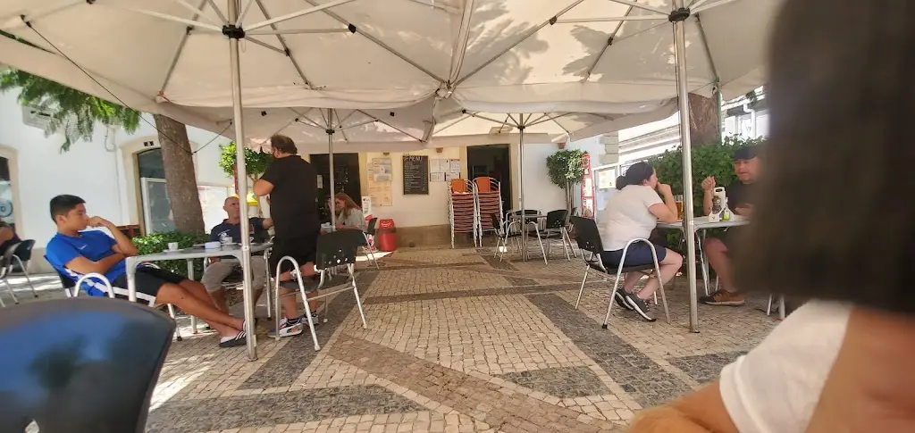 Maxim Savard_Snack Bar Com Tradiçoes - Estói_Estói_recensione