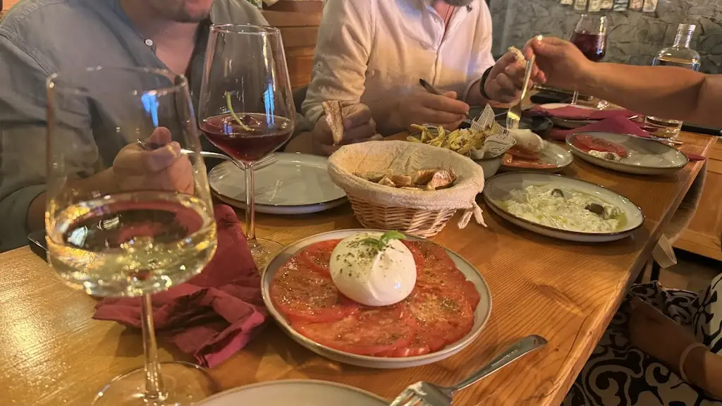 Andreea P_CIUCCIO - Italian based kitchen & international food._Bensafrim_avis