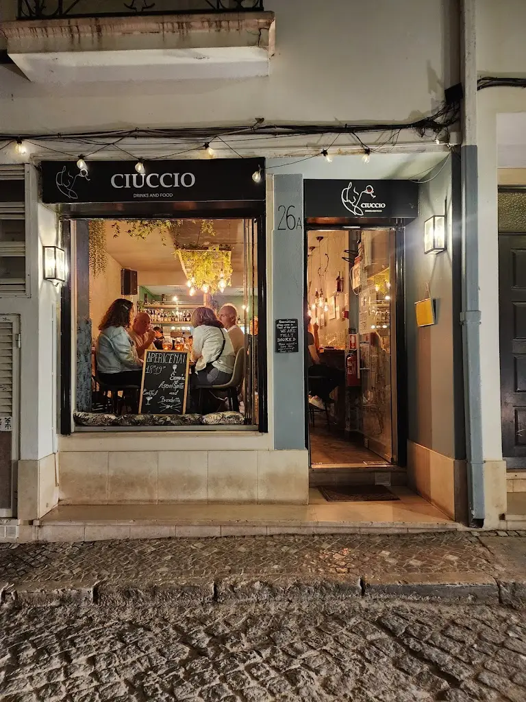 CIUCCIO - Italian based kitchen & international food._Bensafrim_slider_image_3
