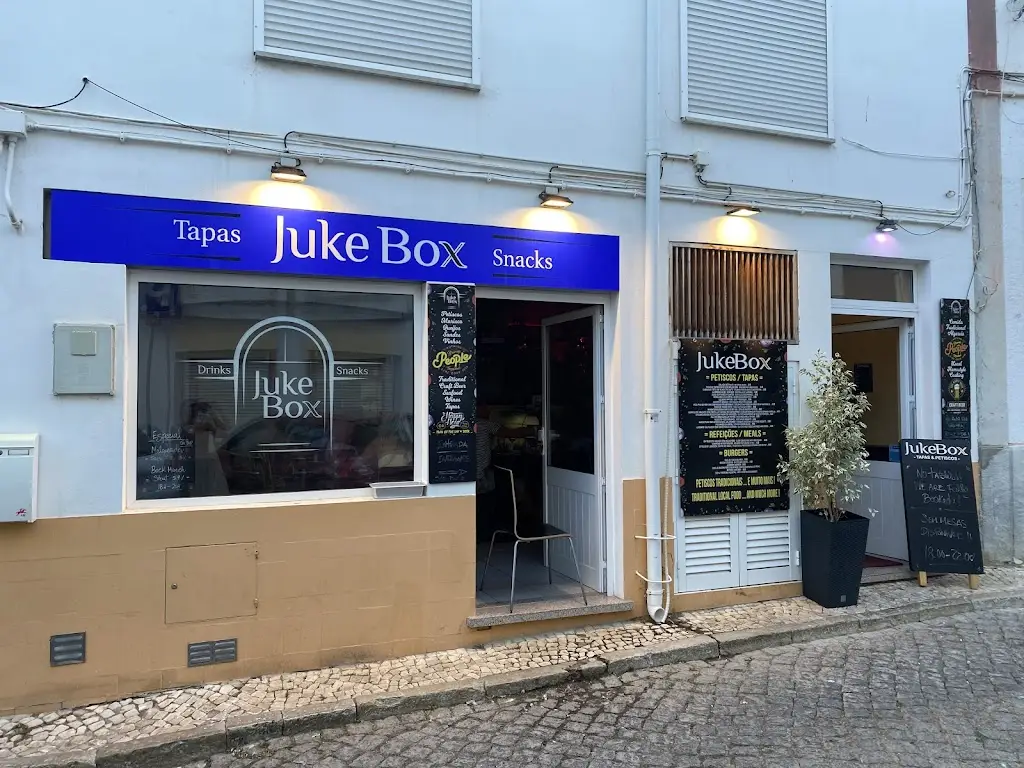 Jukebox Tapas_Bensafrim_slider_image_1