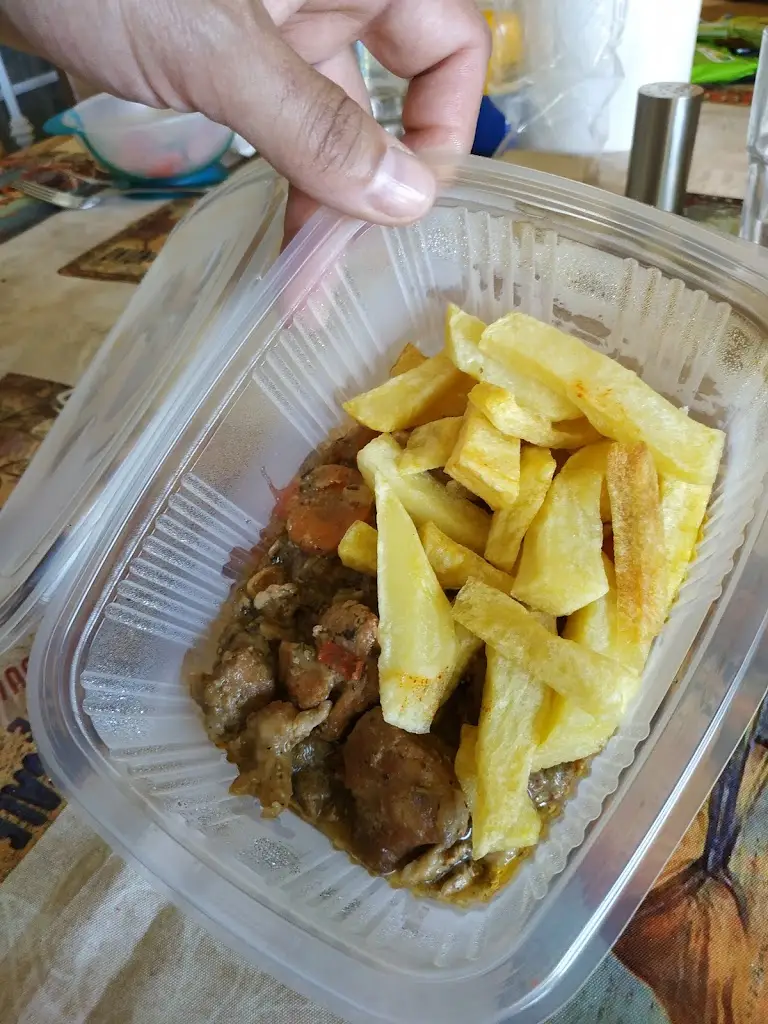 Zara_Bosman´s The Dolphin Restaurante_Bensafrim_review