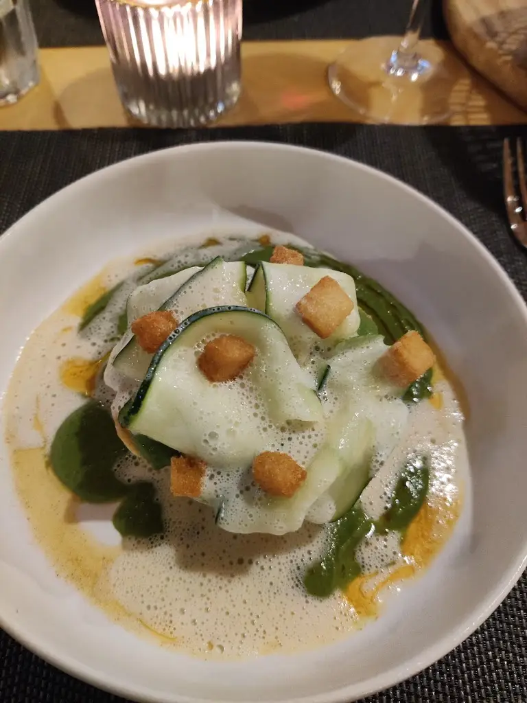 Claire Rozendo_Amorizade_Bensafrim_recensione