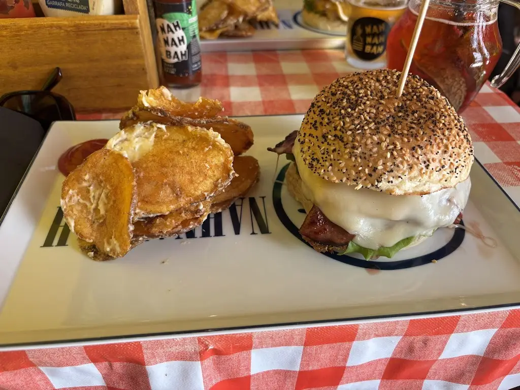 WanderlustYYC_Nah Nah Bah_Bensafrim_recensione