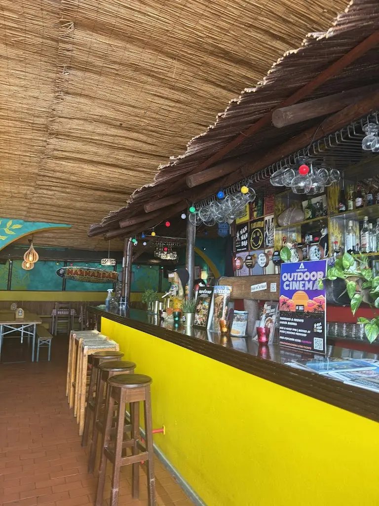 Nah Nah Bah_Bensafrim_slider_image_3