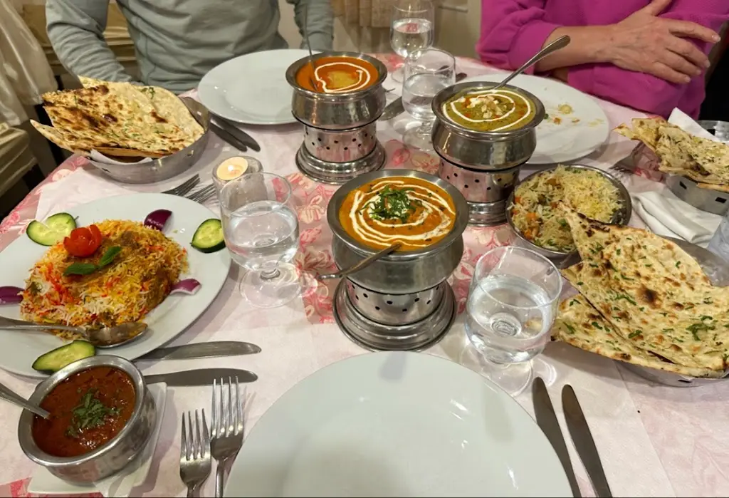 Sunita's Castle_Bensafrim_slider_image_3