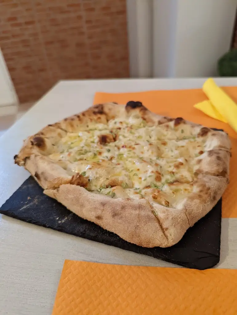 Menu_La Piazzetta Pizzeria Italiana_Bensafrim_immagine_7