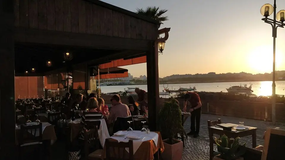 Restaurante Borda do Cais ristorante a Ferragudo