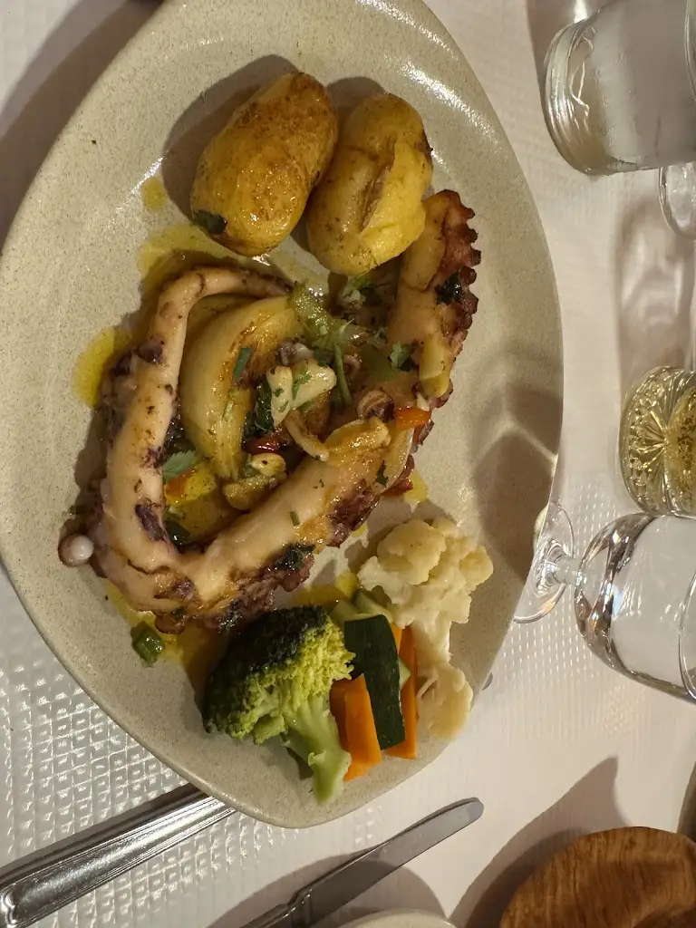 angie palmer_A Ria_Ferragudo_recensione