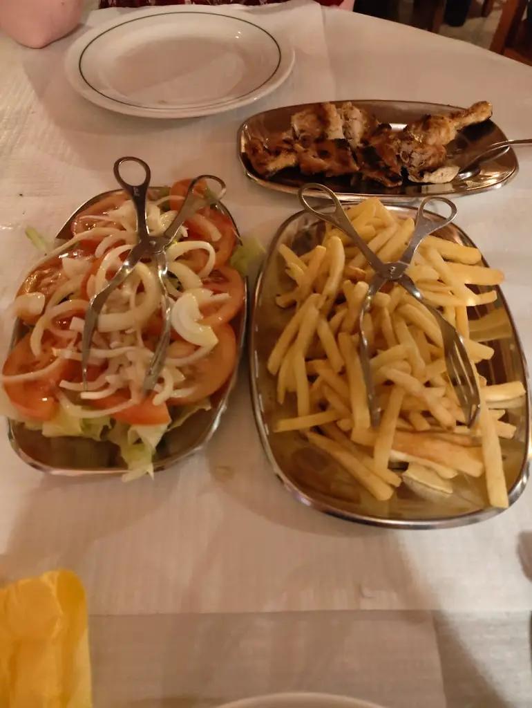 Emily Barden_Restaurante Palácio Piri-piri_Boliqueime_review