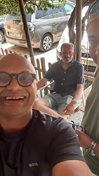 Suneel Aiyer_Cantinho P'ra Ribeiro_Boliqueime_reseña