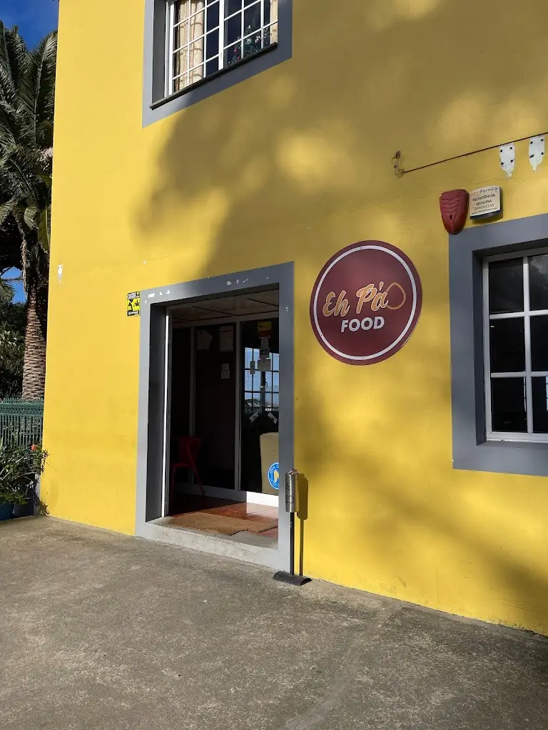 EH PÁ FOOD restaurant in Mosteiros