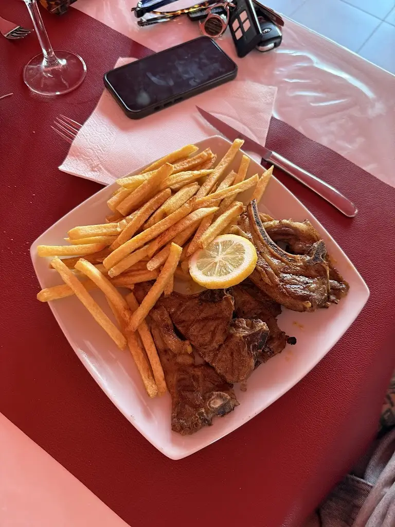 Maureen Durand_Restaurante O Campista_Cabanas de Tavira_reseña