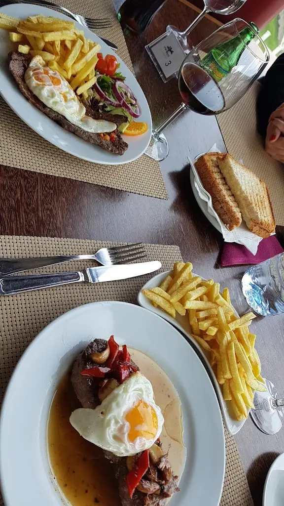 Menu_4 Plátanos Café Restaurante_Mosteiros_image_9