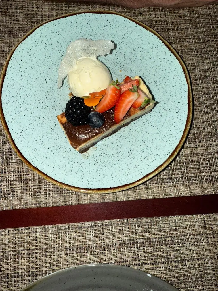 Robbie Gallagher_Eden Restaurant_Alvor_review