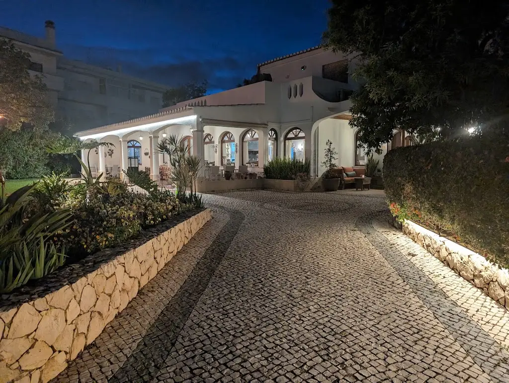 Kieron Pelling_Restaurante Pôr Do Sol_Alvor_recensione