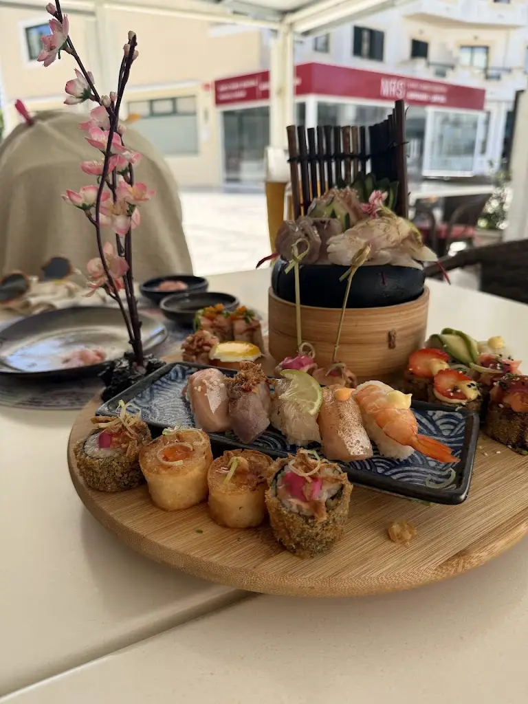 Philip Perry-Haslam_Yama sushi bar alvor_Alvor_recensione